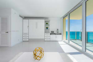 2501 S Ocean Dr 1012(available NOW), Hollywood, FL 33019 - MLS#A11732399