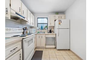 1334 Collins Ave, Miami Beach, FL 33139, Sold 04/02/25