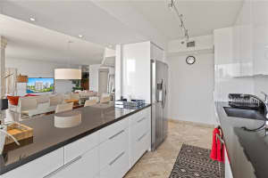 1000 W Island Blvd #2407, Aventura, FL 33160, Sold 10/17/25