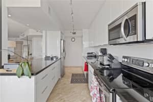 1000 W Island Blvd #2407, Aventura, FL 33160, Sold 10/17/25