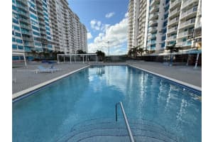 18031 Biscayne Blvd Ph03, Aventura