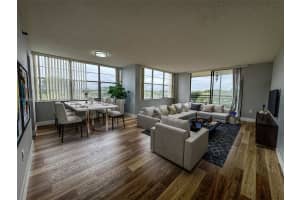 1200 St Charles Pl APT 419, Pembroke Pines, FL 33026, - MLS#A11732604
