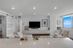 7135 Collins Ave APT 1202, Miami Beach, FL 33141, - MLS#A11732620