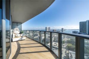 121 NE 34th St, Miami, FL 33137, Sold 03/01/25