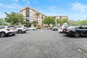 900 Saint Charles Pl 419, Pembroke Pines