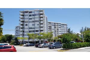 1300 Miami Gardens Dr, Miami Gardens, FL 33169, Sold 05/28/25