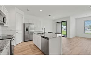 5600 Nw Coventry Circle 4br Port Saint Lucie, FL 34986 - MLS#A11732767