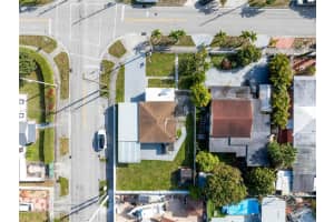 691 SE 4th St, Hialeah, FL 33010, Sold 07/23/25