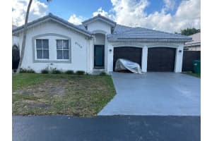 8196 SW 163rd Ct, Miami, FL 33193 Sold 10/08/25