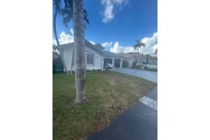 8196 SW 163rd Ct, Miami, FL 33193 Sold 10/08/25