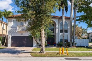 11695 SW 154th Ave, Miami, FL 33196, Sold 04/04/25
