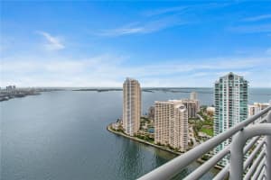325 S Biscayne Blvd, Miami, FL 33131, - MLS#A11732979