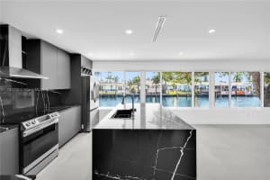 660 SE 4th Ave, Pompano Beach, FL 33060, Sold 02/28/25