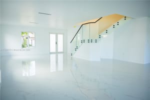 5352 NW 110th Ave, Doral, FL 33178, Sold 02/28/25