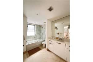 1060 Brickell Ave APT 413, Miami, FL 33131, - MLS#A11733089
