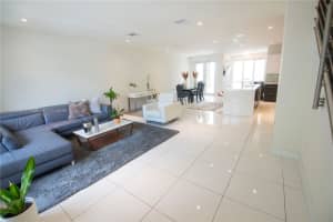 6475 NW 104th Ct, Medley, FL 33178, Sold 08/06/25