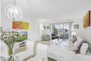 9850 Sunrise Lakes Blvd APT 301, Sunrise, FL 33322, - MLS#A11733147