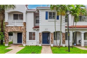 2577 SW 82nd Ave, Miramar, FL 33025, Sold 04/10/25