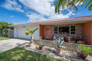 336 Fernandina St Fort Pierce, FL 34949 - MLS#A11733297