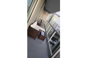 1111 SW 1st Ave, Miami, FL 33130, Sold 04/04/25
