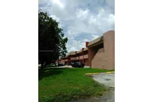 20520 NW 15th Ave APT 217, Miami Gardens, FL 33169, Sold 04/28/25