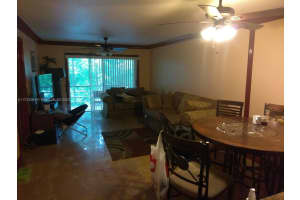 20520 NW 15th Ave APT 217, Miami Gardens, FL 33169, Sold 04/28/25