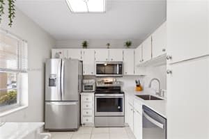 5530 Lakeside Dr, Margate, FL 33063, Sold 05/02/25