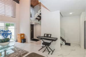 7681 SW 103rd Pl, Miami, FL 33173, Sold 04/25/25