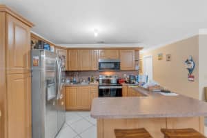 101 W 17th St, Hialeah, FL 33010, Sold 05/29/25