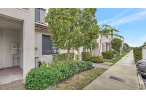 867 NE 211th St, North Miami Beach, FL 33179, Sold 06/30/25