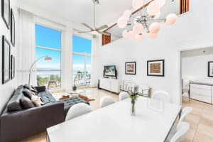 5445 Collins Ave APT M15, Miami Beach, FL 33140, - MLS#A11733821