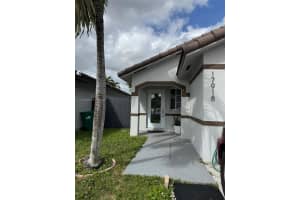 17918 SW 144th Ct, Miami, FL 33177, Sold 04/14/25