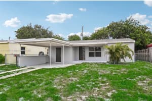 5440 NE 3rd Ter., Fort Lauderdale, FL 33334, Sold 04/16/25