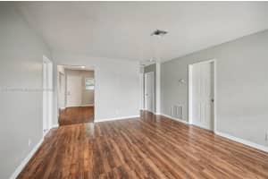 5440 NE 3rd Ter., Fort Lauderdale, FL 33334, Sold 04/16/25