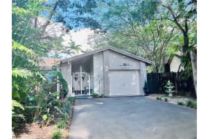 11727 SW 132nd Pl, Miami, FL 33186, Sold 05/23/25