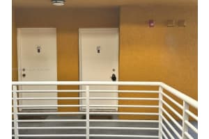 9715 Fontainebleau Blvd E307, Miami