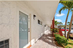 711 S Hollybrook Dr #109, Pembroke Pines, FL 33025, - MLS#A11734096