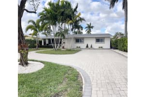 1031 N Northlake Dr, Hollywood