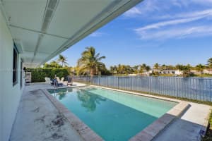 8211 SW 203rd St, Cutler Bay, FL 33189, Sold 03/26/25
