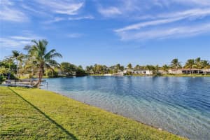 8211 SW 203rd St, Cutler Bay, FL 33189, Sold 03/26/25