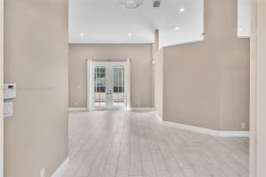 10818 Nashville Dr, Hollywood, FL 33026, Sold 03/27/25