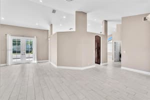10818 Nashville Dr, Hollywood, FL 33026, Sold 03/27/25
