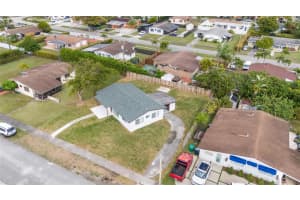 8831 SW 43rd St, Miami, FL 33165, Sold 04/18/25