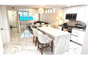 6039 Collins Ave APT 1210, Miami Beach, FL 33140, - MLS#A11734315