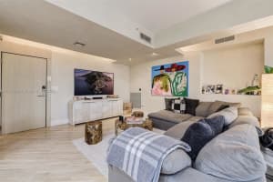 2001 Meridian Ave 307 Miami Beach, FL 33139 - MLS#A11734382