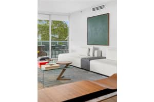 2127 Brickell Ave 705 Miami, FL 33129 - Off Market