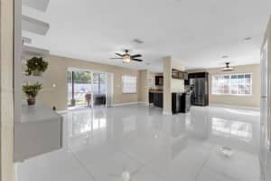 8240 NW 68th Ave, Tamarac, FL 33321, Sold 03/25/25