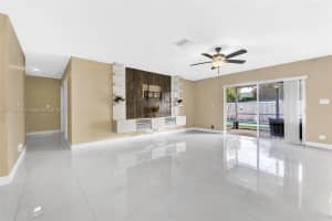8240 NW 68th Ave, Tamarac, FL 33321, Sold 03/25/25