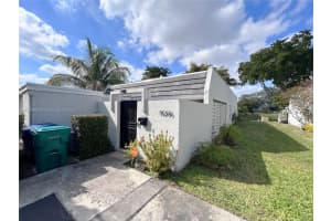 19206 Bob-O-Link Dr, Hialeah, FL 33015, Sold 04/29/25
