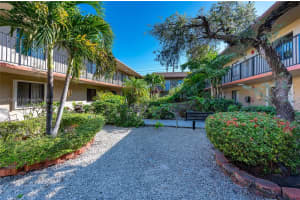 6215 W 22nd Ct, Hialeah, FL 33016, Sold 03/18/25